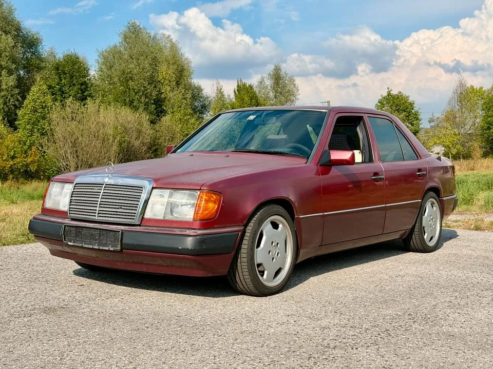 Mercedes-Benz W124