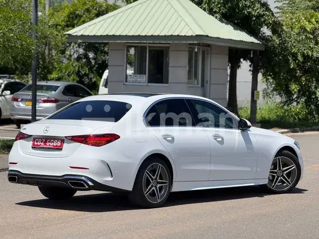Mercedes-Benz C200 2024 photo 5