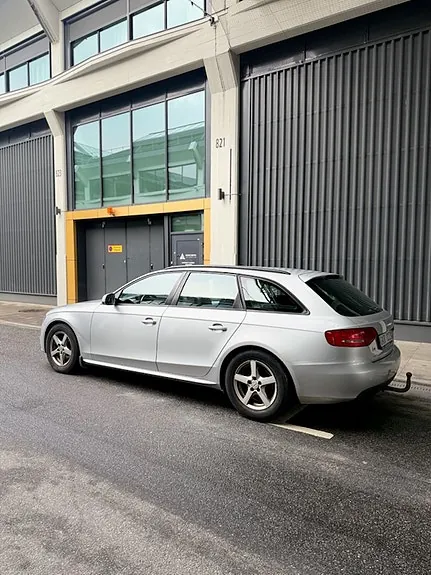 Audi A4 2012 photo 3