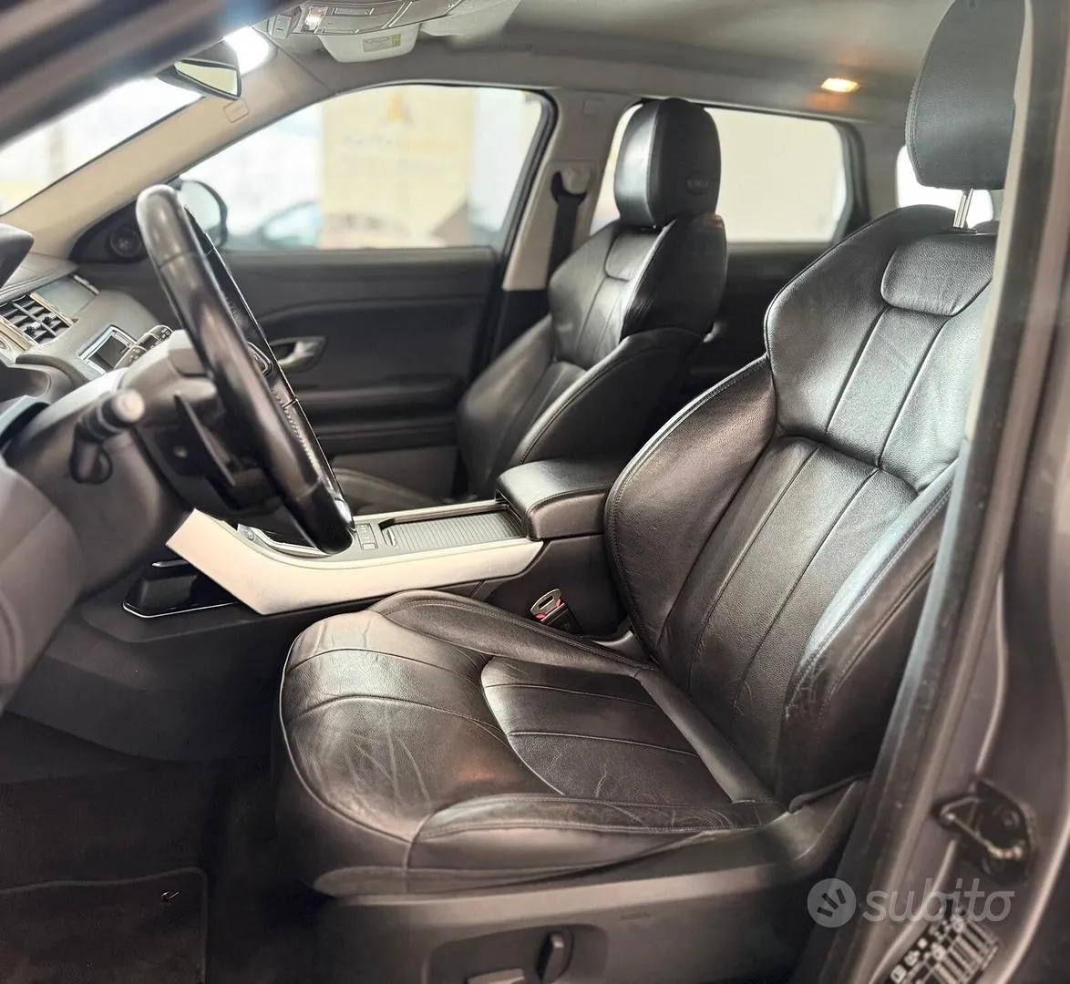 Land Rover Range Rover Evoque 2018 photo 5