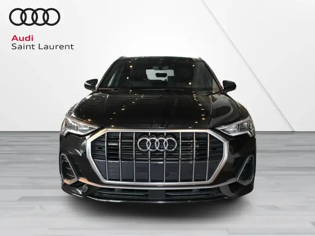 Audi Q3 2022 photo 2