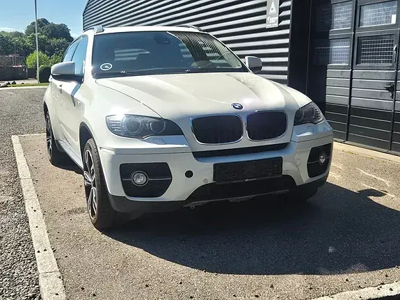 BMW X6 2011 photo 2