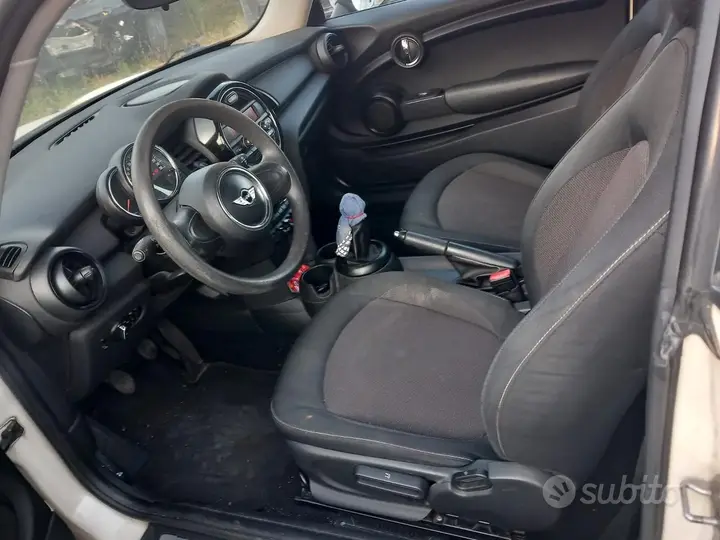Mini Cooper Countryman 2016 photo 2