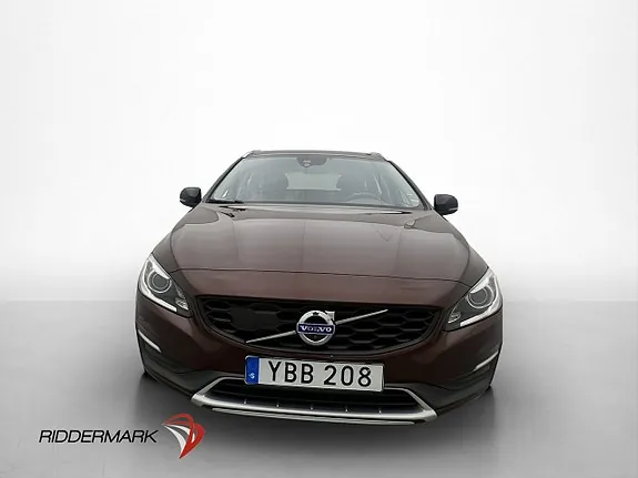 Volvo V60 Cross Country 2016 photo 2