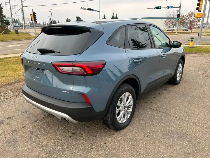 Ford Escape 2025 photo 5