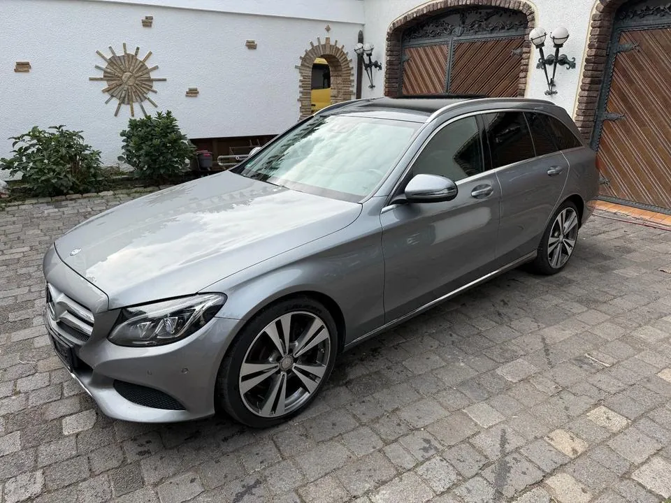 Mercedes-Benz C300