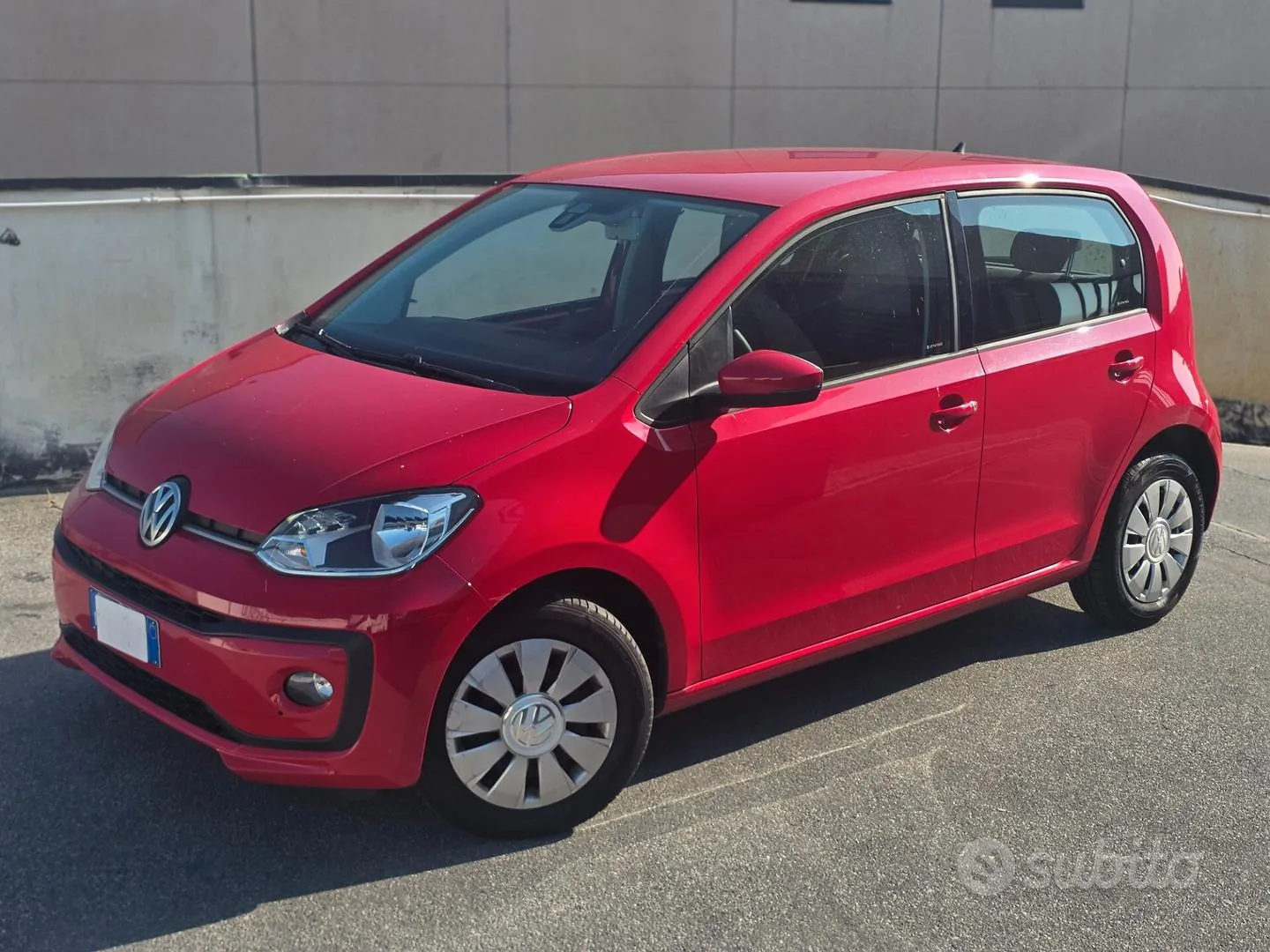 Volkswagen Up 2017 photo 2