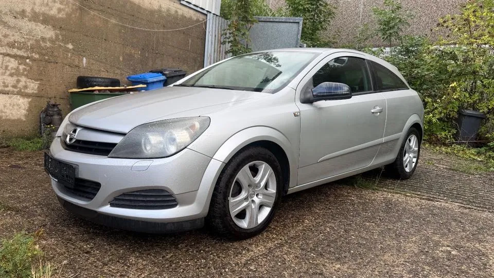 Opel Astra Gtc