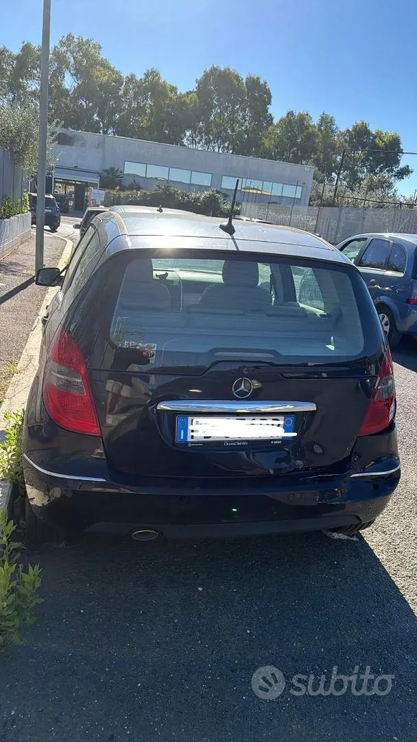Mercedes-Benz A-Class 2016 photo 5