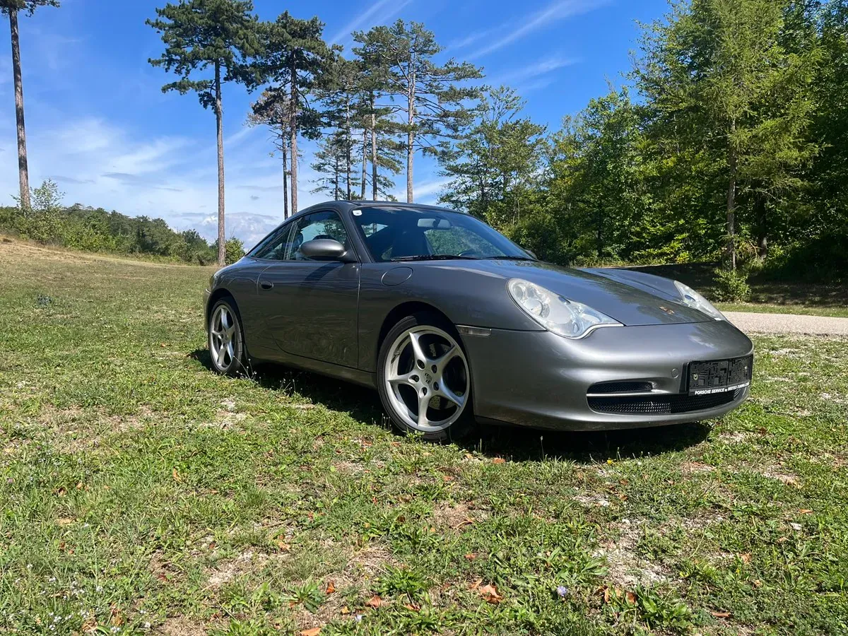 Porsche 911 2002 photo 2
