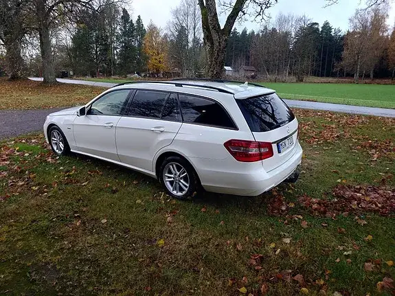 Mercedes-Benz E 200 2012 photo 2