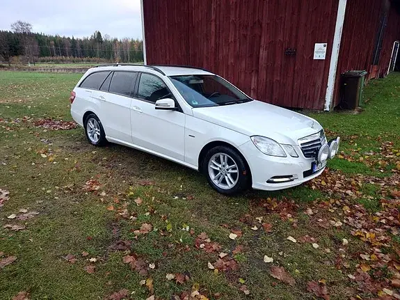 Mercedes-Benz E 200 2012 photo 3