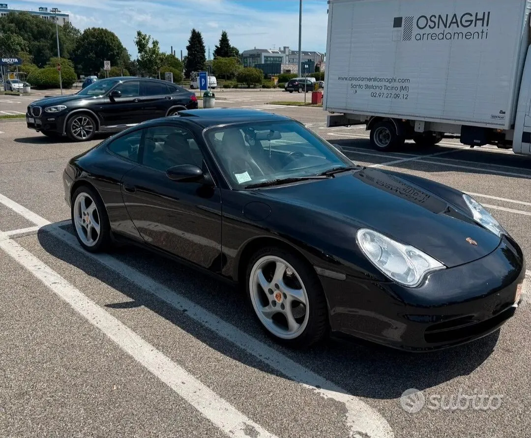 Porsche 996 2001 photo 2