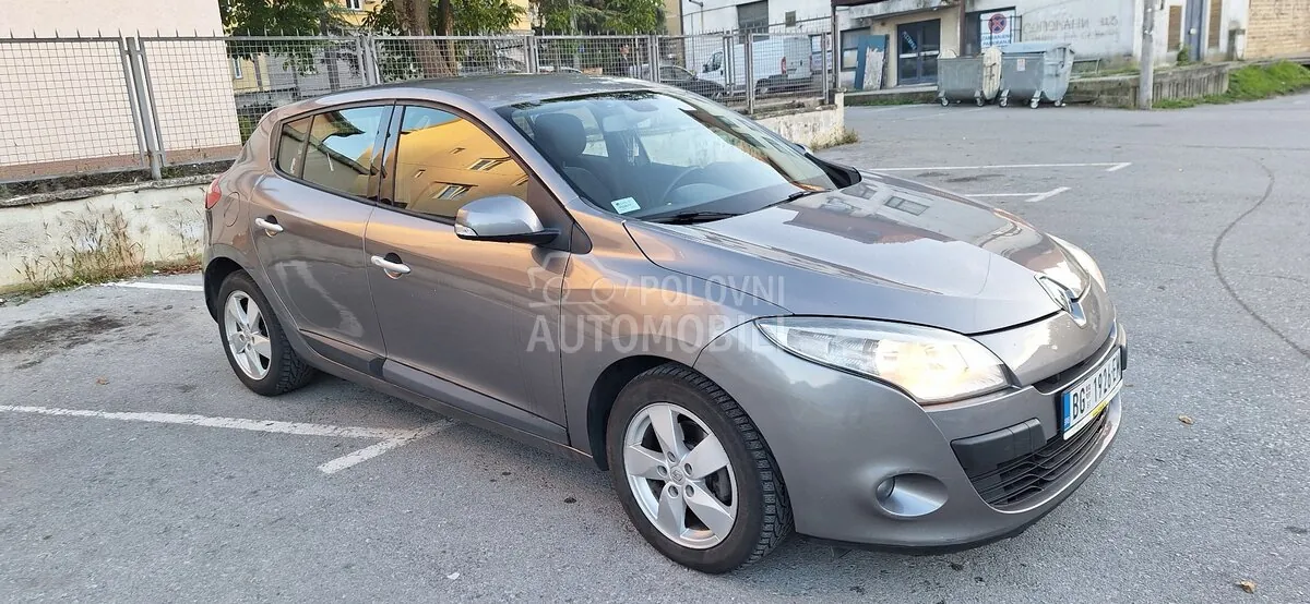 Renault Megane 2010 photo 3