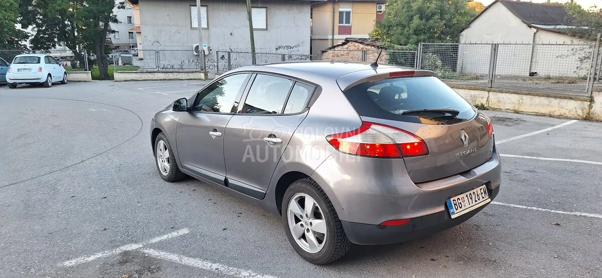 Renault Megane 2010 photo 5