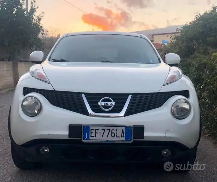 Nissan Juke 2010 photo 3