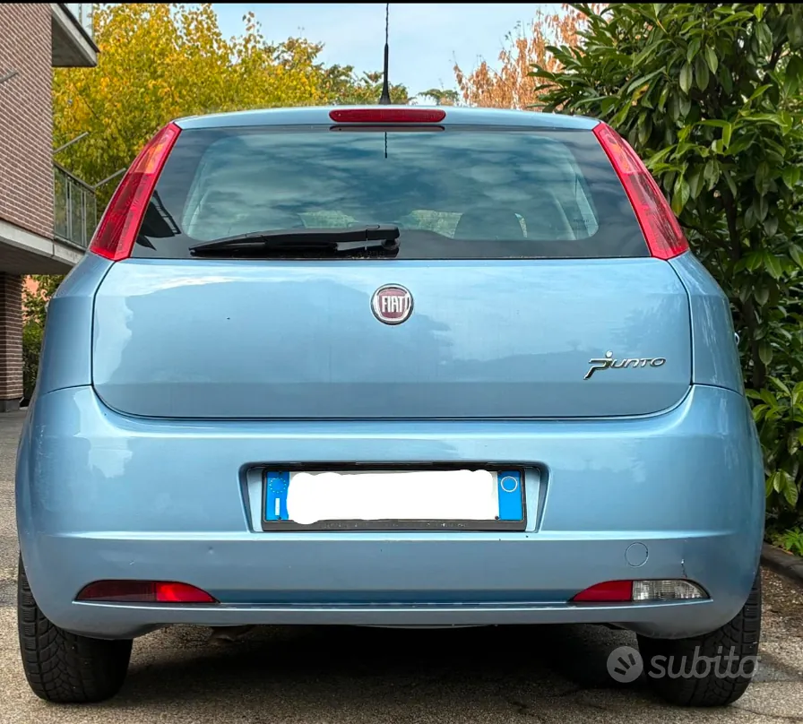 Fiat Grande Punto 2008 photo 2
