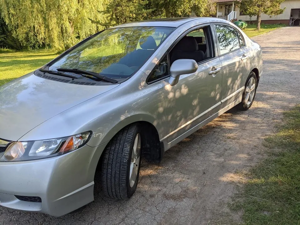 Honda Civic 2009 photo 4