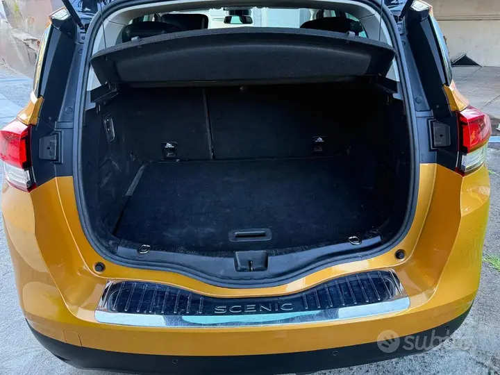 Renault Scenic 2017 photo 4