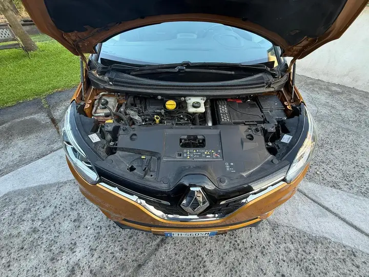 Renault Scenic 2017 photo 2