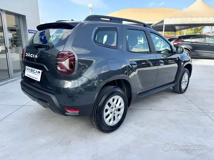 Dacia Duster 2023 photo 4