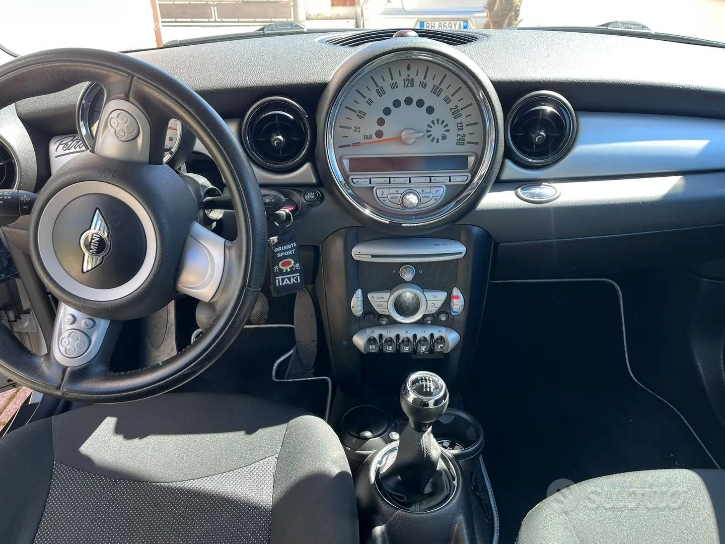 Mini Mini Cooper R56 2008 photo 5