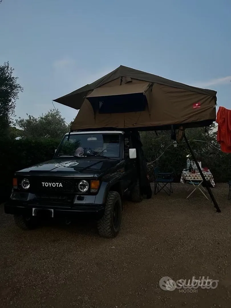 Toyota Land Cruiser 1989 photo 2
