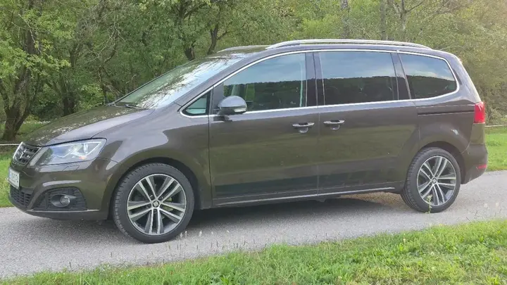 Seat Alhambra 2017 photo 2
