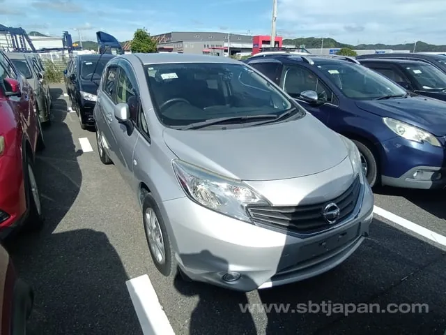 Nissan Note X