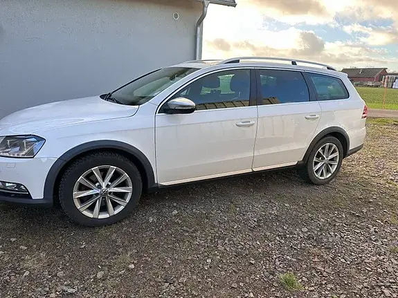Volkswagen Passat Alltrack 2015 photo 2