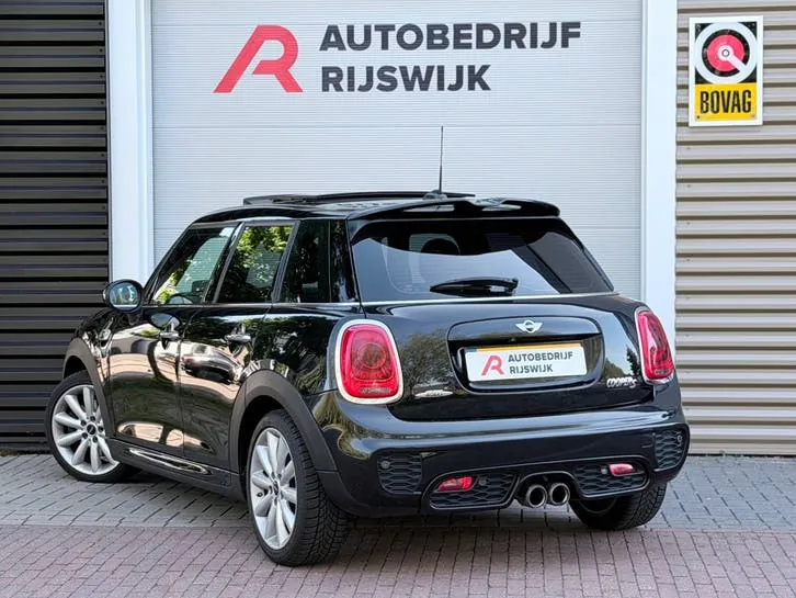 Mini Cooper S 2015 photo 3