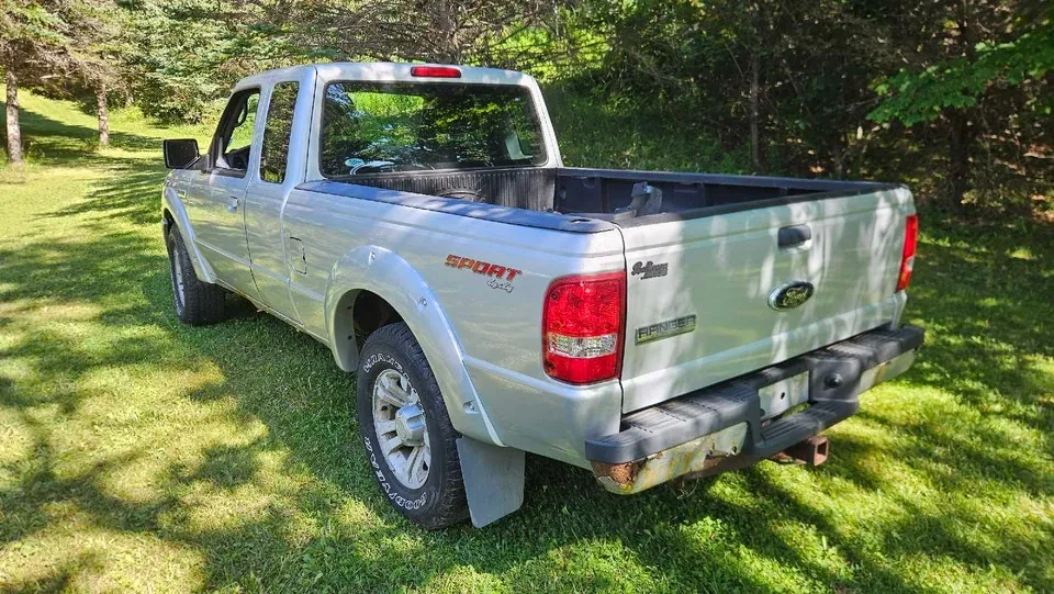Ford Ranger 2010 photo 2