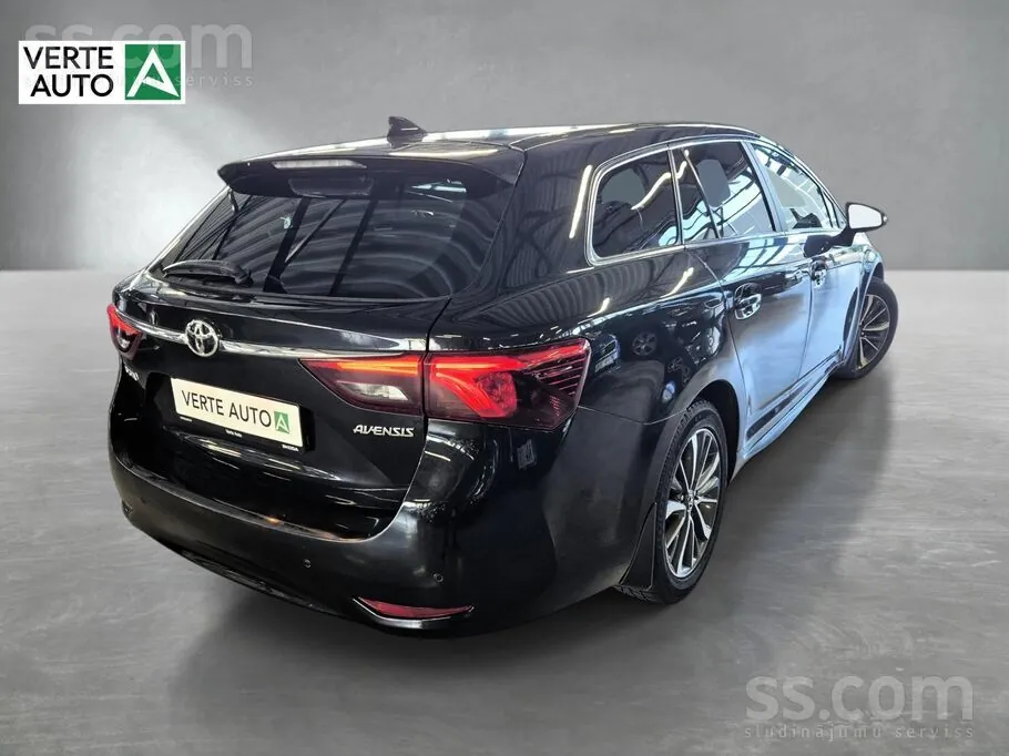 Toyota Avensis 2017 photo 4