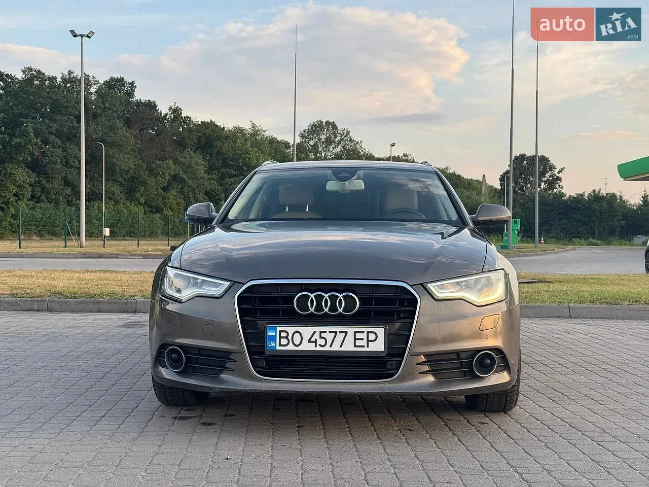 Audi A6 2012 photo 4