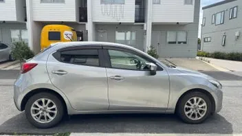 Mazda Demio 2015 photo 5