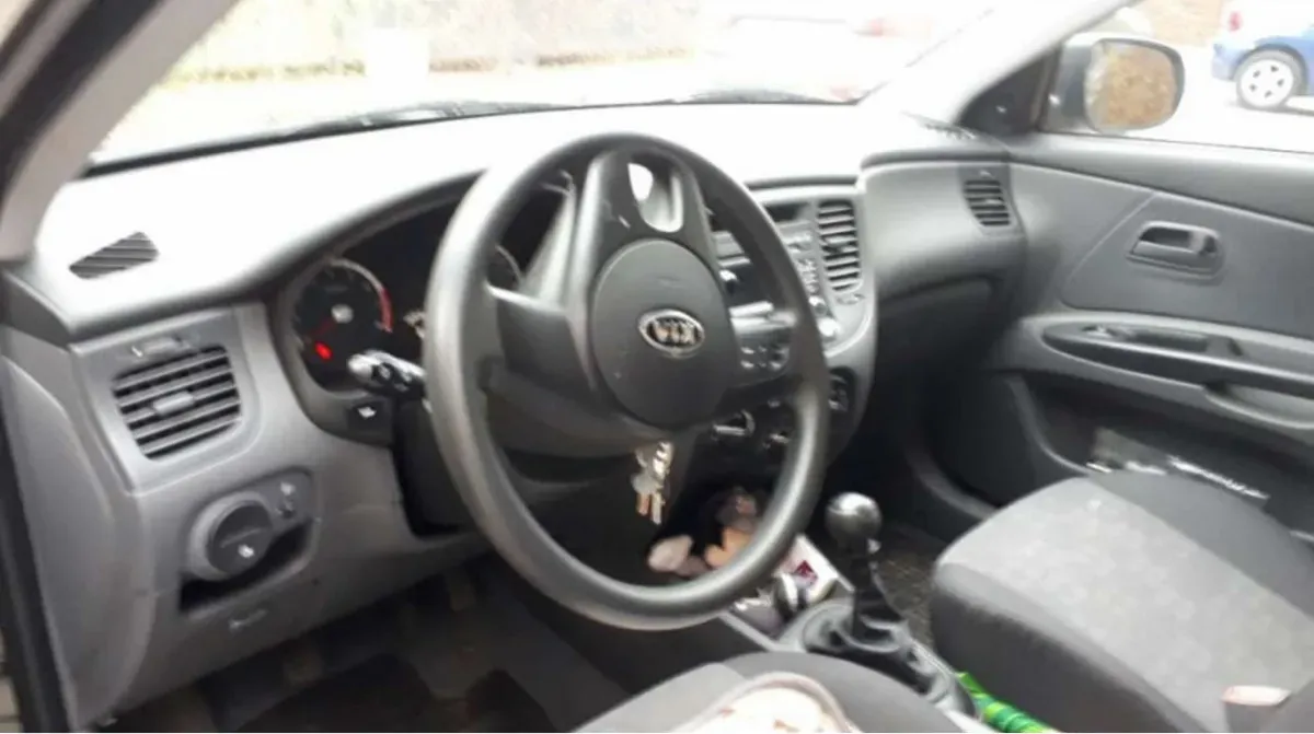 Kia Rio 2011 photo 3