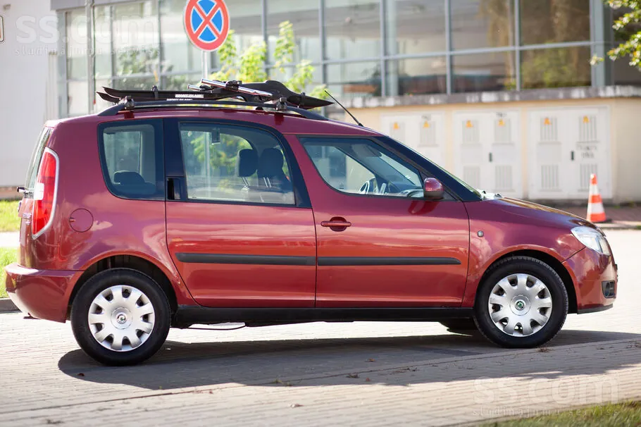 Skoda Roomster 2007 photo 4