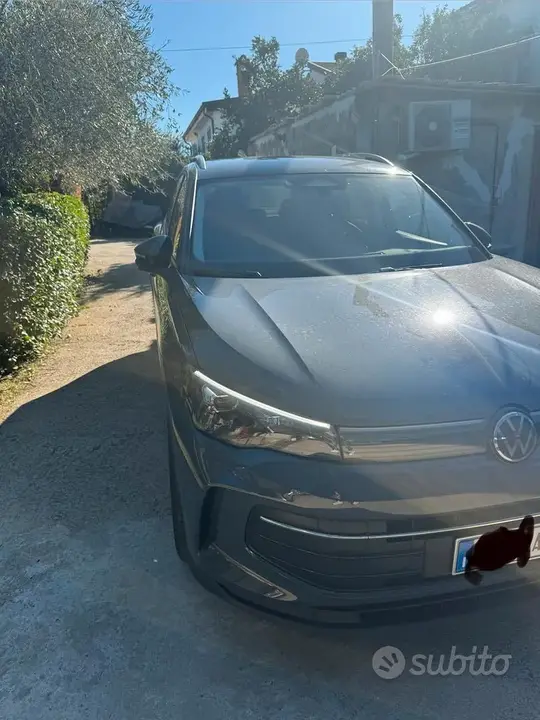 Volkswagen Tiguan 2025 photo 2