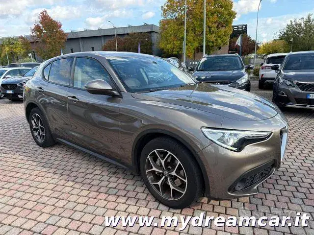 Alfa Romeo Stelvio 2017 photo 3