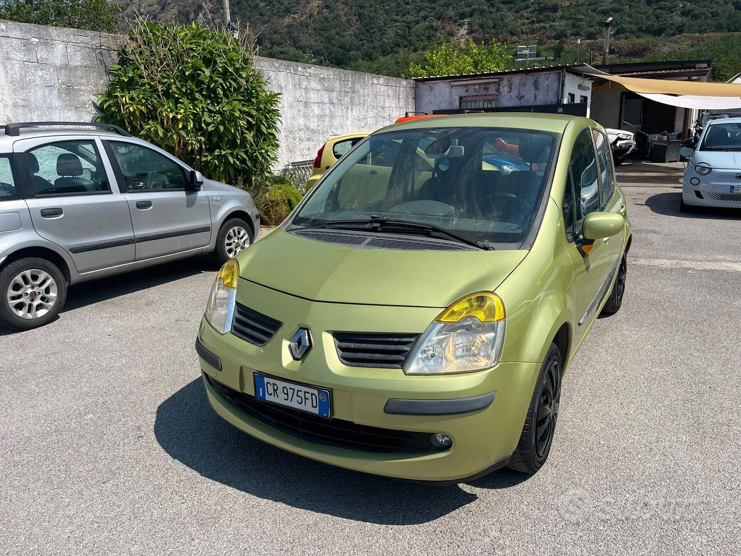 Renault Modus 2005 photo 2