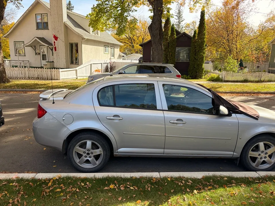 Chevrolet Cobalt 2008 photo 3
