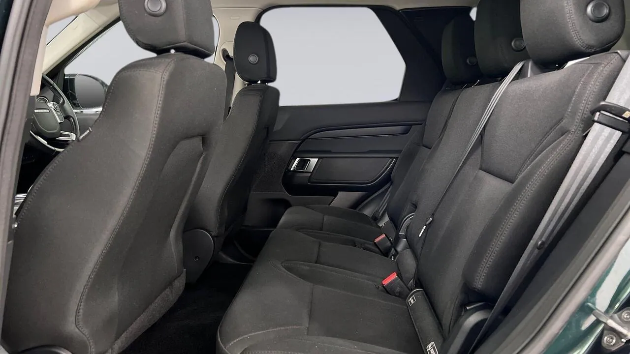 Land Rover Discovery 2017 photo 4