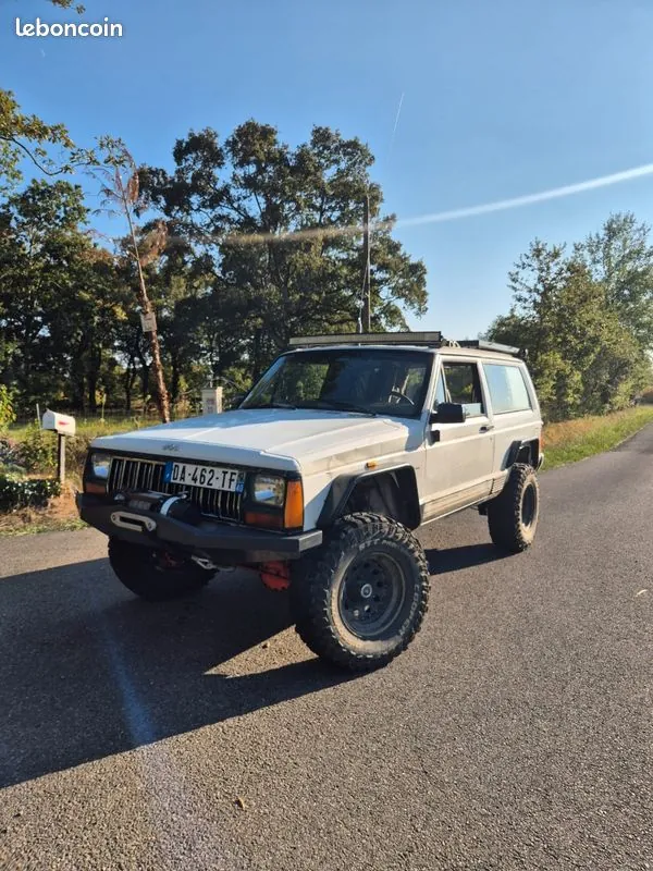 Jeep Cherokee 1989 photo 2