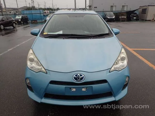 Toyota Aqua S 2014 photo 5