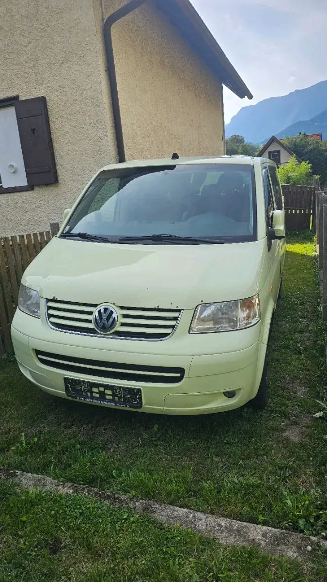 Volkswagen T5