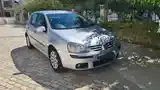 Volkswagen Golf 2005 photo 2