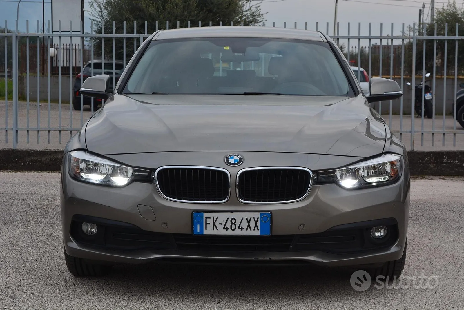 BMW 3 Series 2017 photo 2