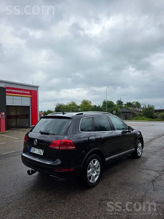 Volkswagen Touareg 2010 photo 3