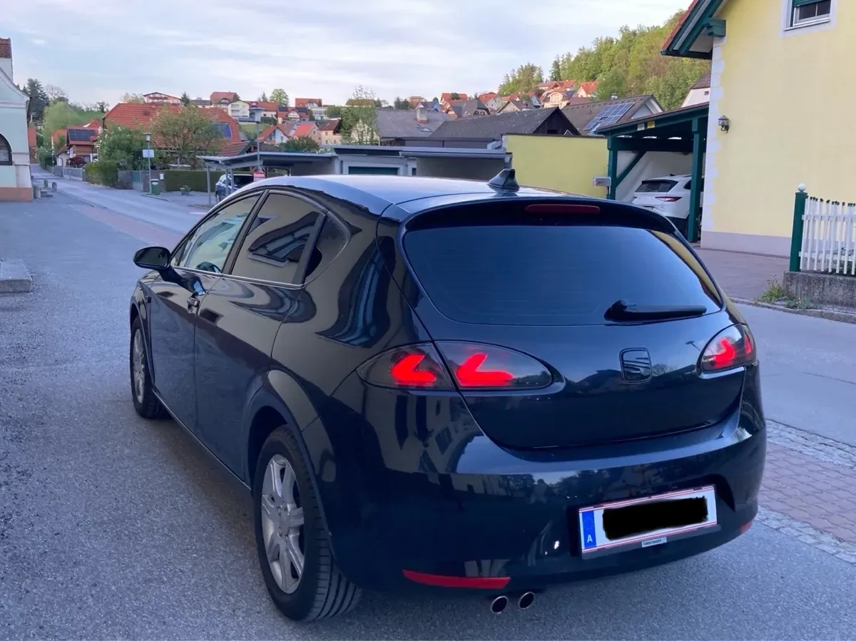 Seat Leon 2006 photo 3