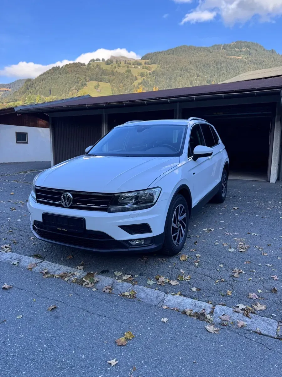 Volkswagen Tiguan 2019 photo 2